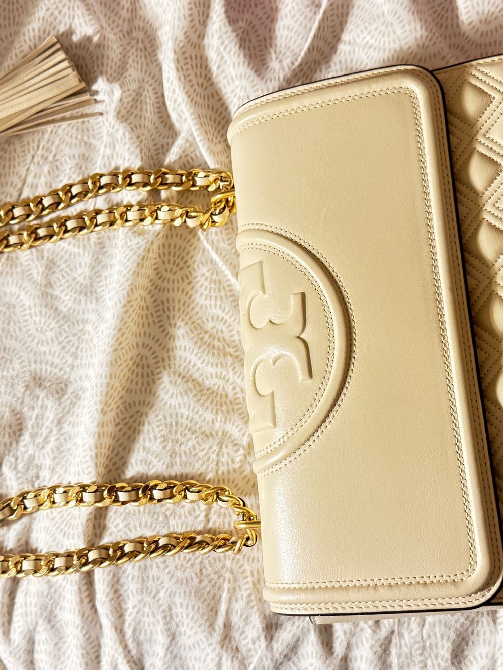 Tory Burch Cream Leather Chain Shoulder Bag with Gold Hardware